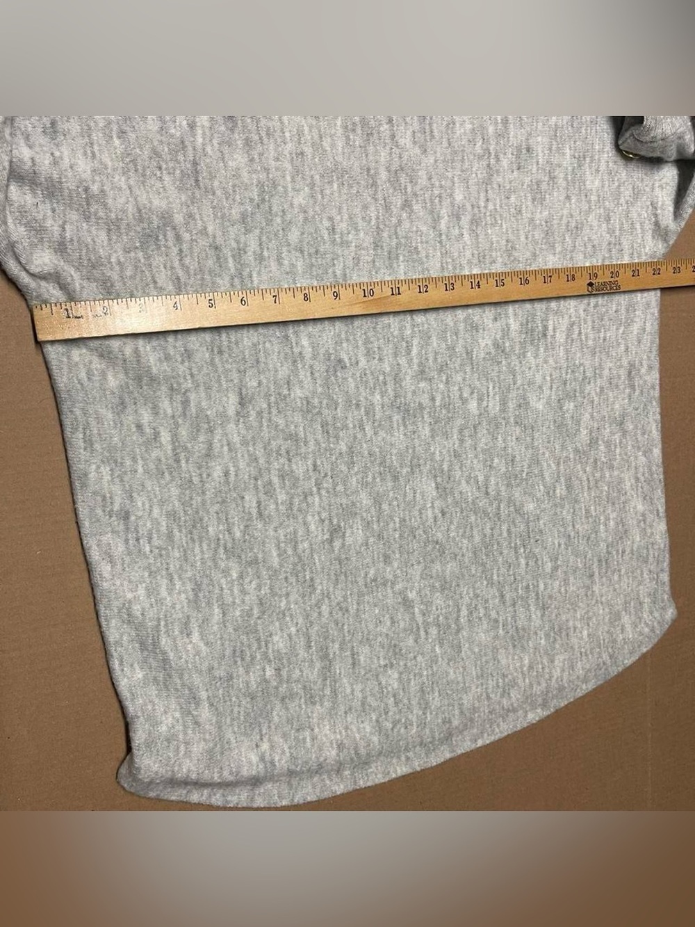 Lilly Pulitzer Womens Medium Arna Pullover Sweater Seaside Grey Relaxed Fit - Picture 7 of 10